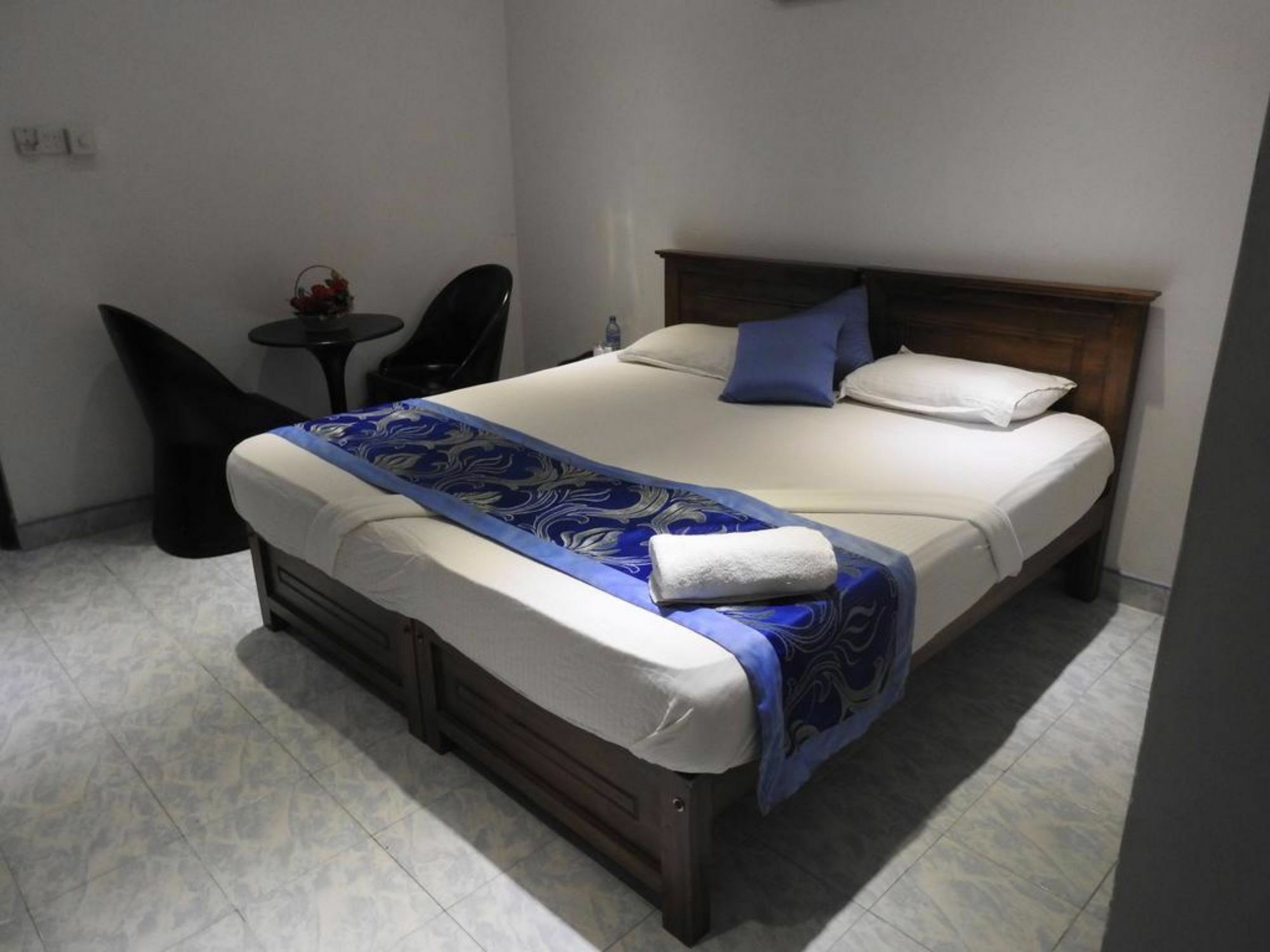 Oak Wood Inn Kandy Kültér fotó